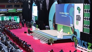 الرئيس المعين لـ COP28.. الإمارات تتعهد بـ4.5 مليارات دولار للطاقة النظيفة في إفريقيا 