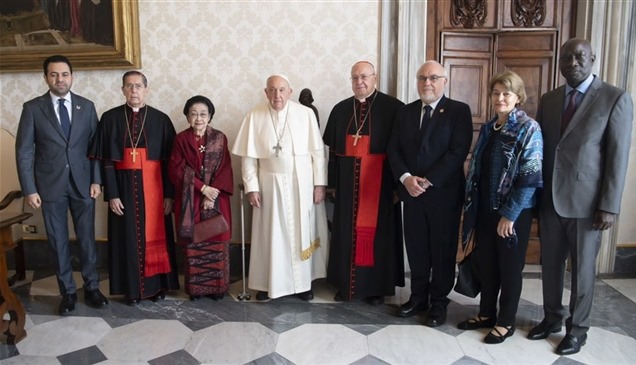 البابا فرنسيس يجتمع بلجنة تحكيم جائزة زايد للأخوة الإنسانية