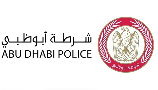 شرطة أبوظبي تبثّ "إضاءات مرورية" بدءاً من 2024