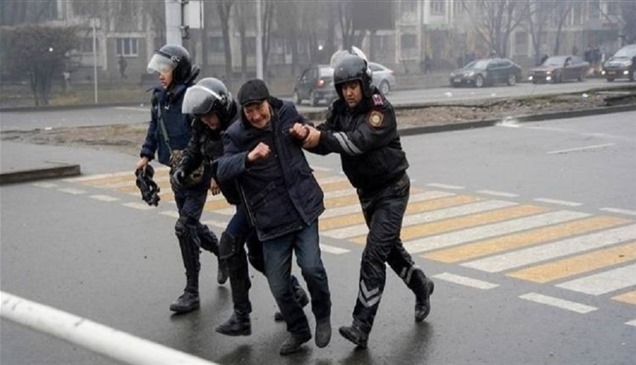 اعتقال معارض بارز في كازاخستان