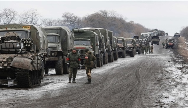 روسيا تعزز الحدود وتحذر الناتو من "المخاطرة"