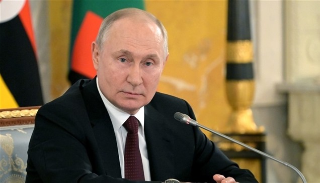 صمت بوتين ينذر بعودة حكام روسيا كقوة سياسية