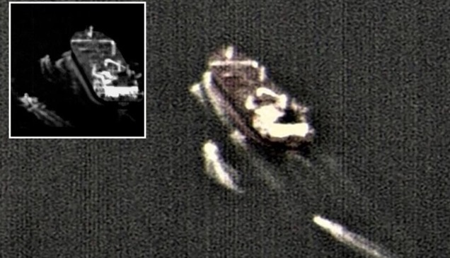 البحرية الأمريكية تعلن نجدة سفينة في مضيق هرمز من الحرس الثوري الإيراني 