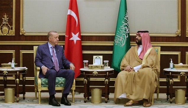 "الزيارة الثانية" خلال عام.. أردوغان يصل إلى السعودية 