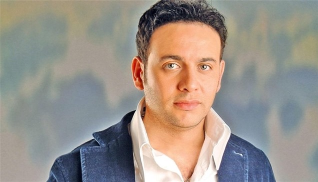 مصطفى قمر يشوّق جمهوره بأغنيات جديدة في "أولاد حريم كريم"