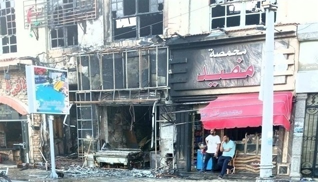 الإسكندرية.. حريق هائل في محال تجارية ومطاعم شهيرة 