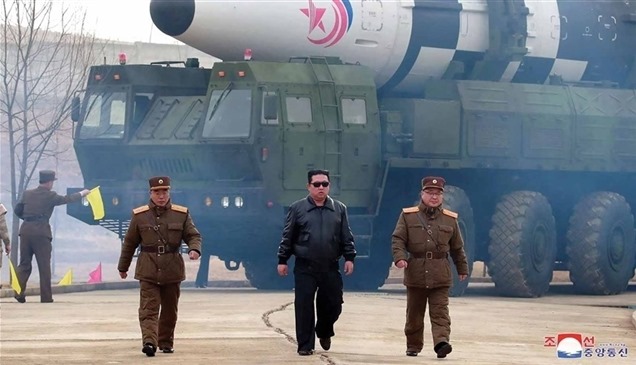 سيؤول تفرض عقوبات على وزير دفاع كوريا الشمالية