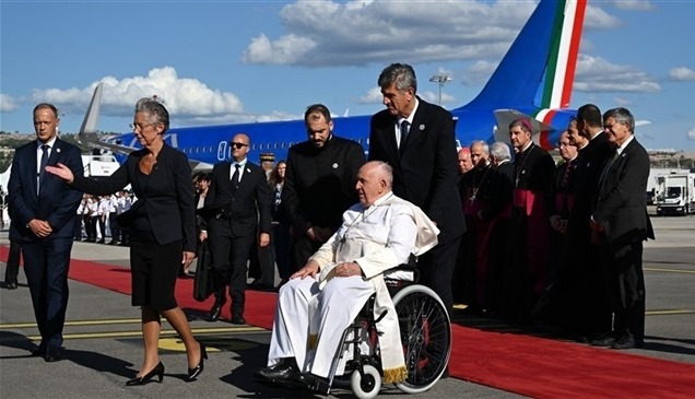 للدفاع عن المهاجرين غير النظاميين.. البابا فرنسيس يزور مرسيليا الفرنسية