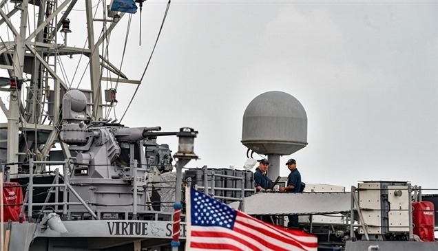 فقدان اثنين من البحرية الأمريكية قبالة سواحل الصومال
