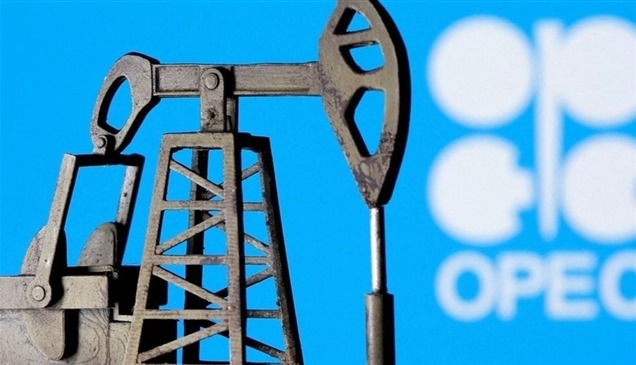 توقعات أوبك تدفع أسعار النفط إلى الارتفاع 