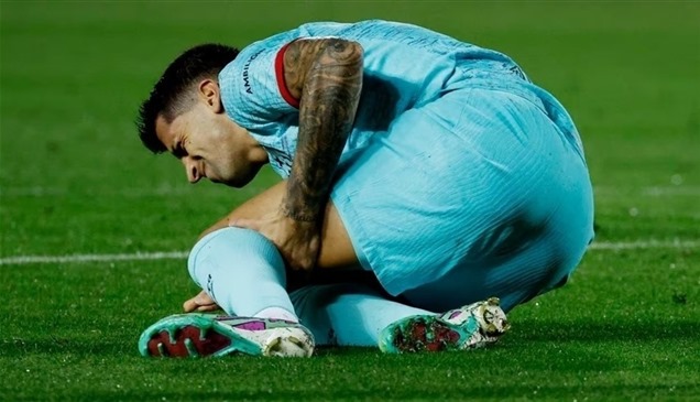برشلونة يعلن غياب كانسيلو بسبب إصابة في الركبة
