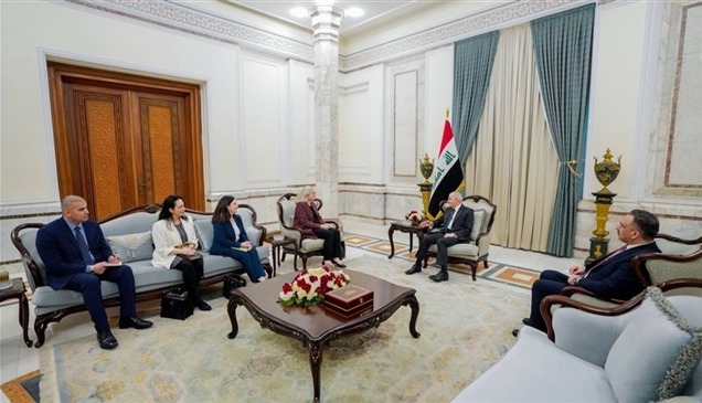 الرئيس العراقي يدعو لوضع "برنامج عمل محدد" لقوات التحالف 