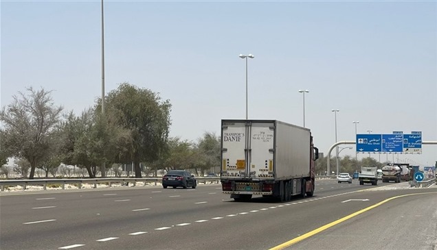 منع دخول الشاحنات والمركبات الثقيلة جزيرة أبوظبي الثلاثاء