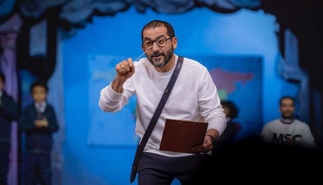 أحمد حلمي يدعم فلسطين في مسرحية "تييت" 