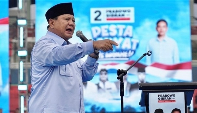 وزير الدفاع الإندونيسي يتجه لتحقيق فوز ساحق في الانتخابات الرئاسية