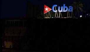 كوبا تغرق في الظلام 