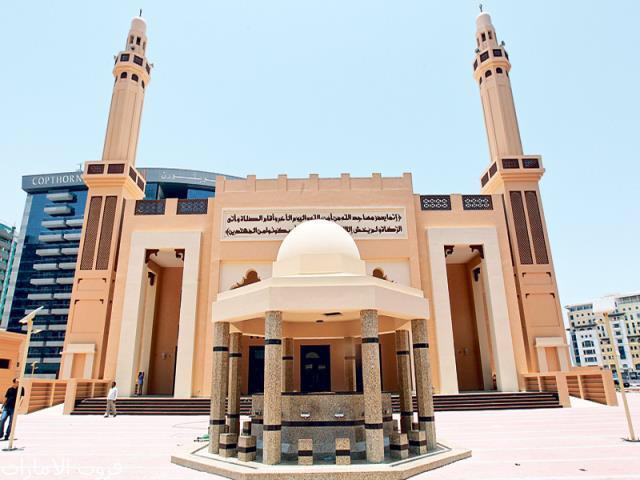 قصة جامع| بالصور: "خلیفة التاجر" أول مسجد صدیق للبیئة فی العالم الإسلامی -  موقع 24